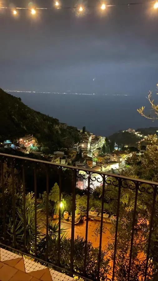 Bed and breakfast Casa Dei Sogni Taormine 0*,  Italie